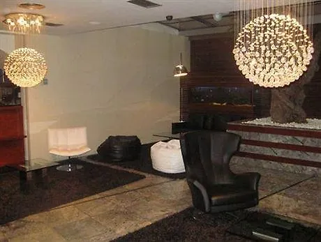 فندق Sansi