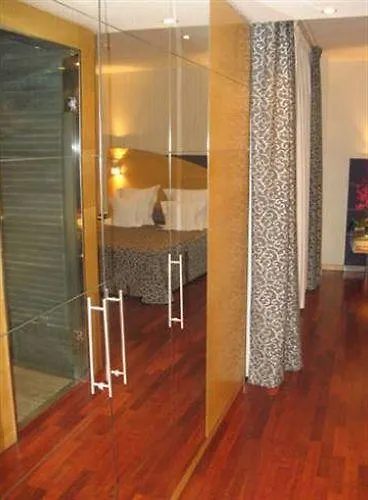 Sansi 4* برشلونة