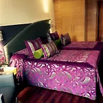 Отель Sansi 4*