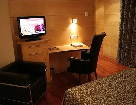 Hotel Sansi